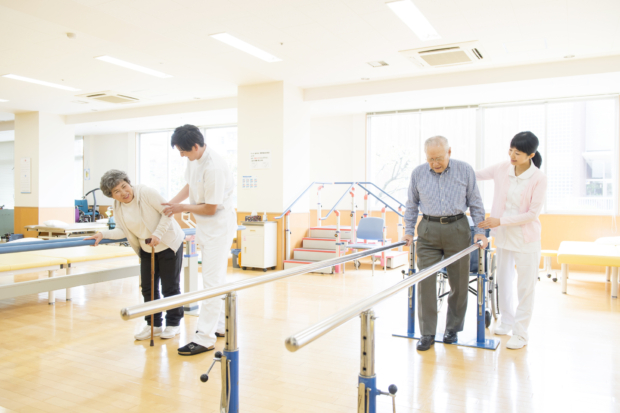 整形外科クリニックのリハビリ室