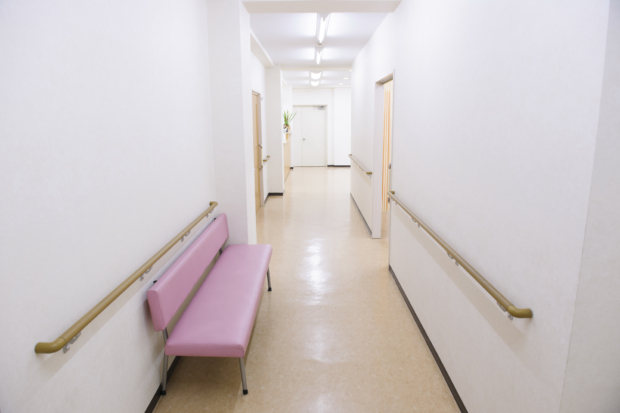 クリニックに入れるイス